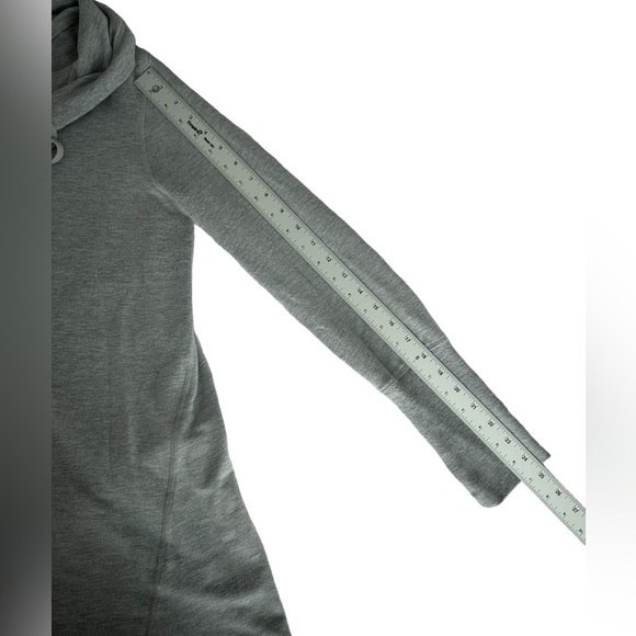 Cable & Gauge gray cowl-neck pullover sweater Medium - Picture 6 of 10